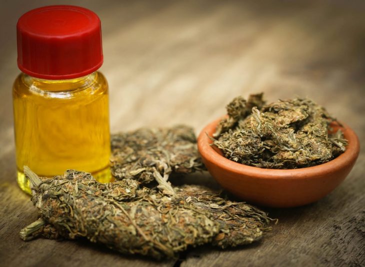 Awesome Advantages of Cannabis Essential Oil